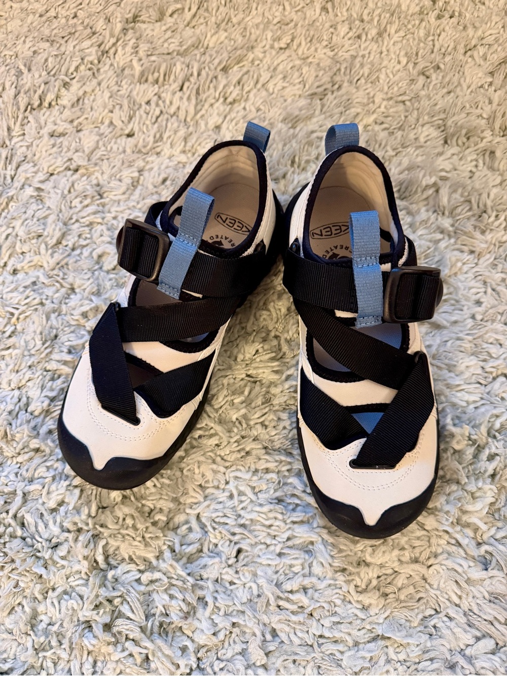 Keen Hoodzerra Sandals